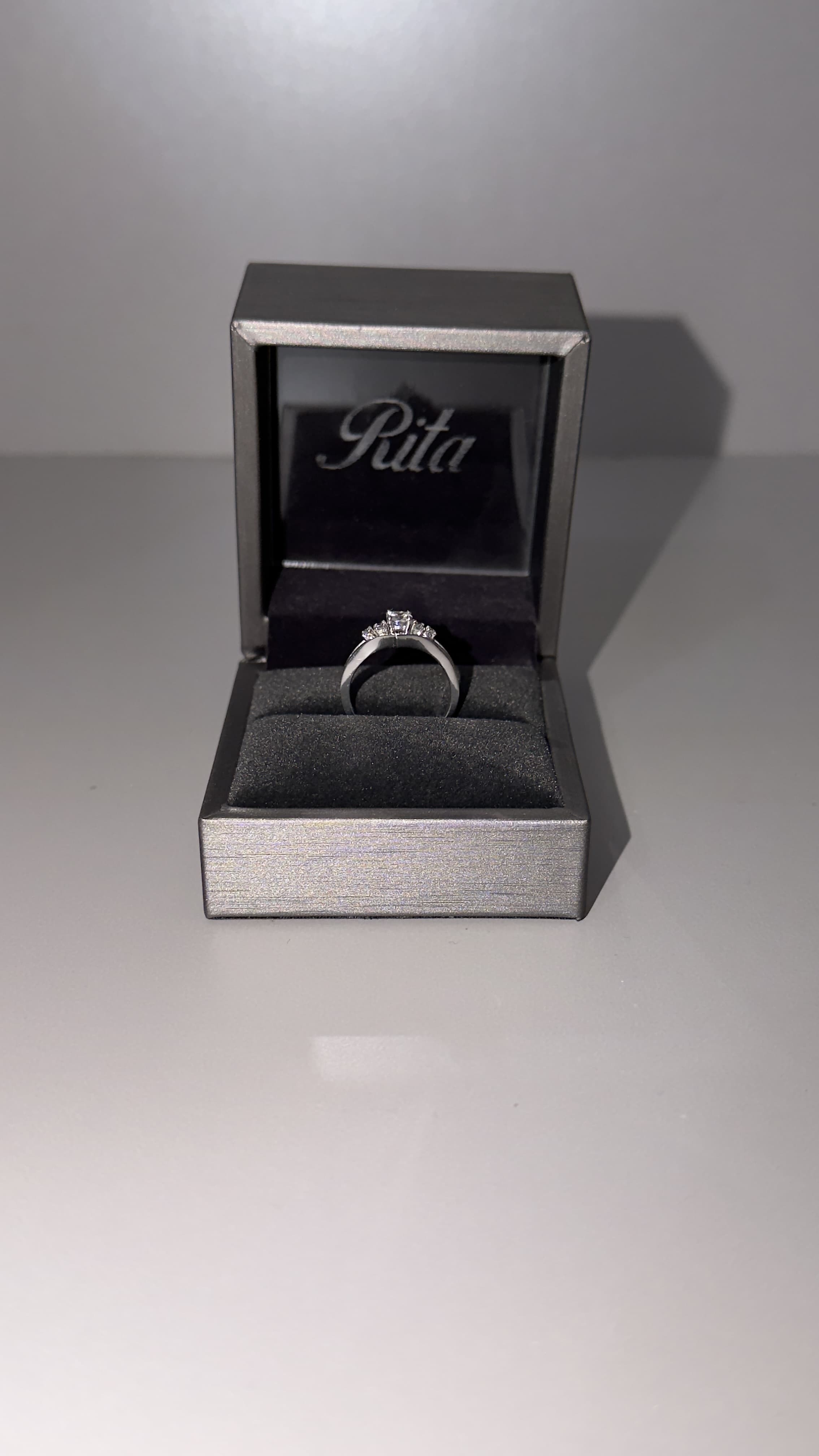 Diamond ring